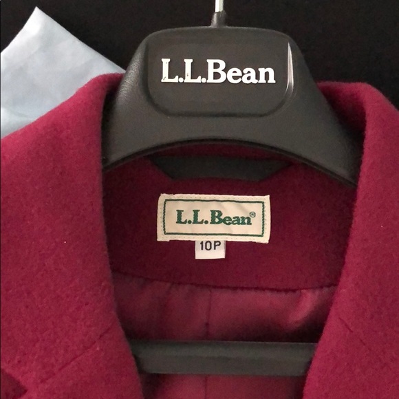 L.L. Bean Ladies 10 Petite Wool & Cashmere Blazer - Picture 2 of 7